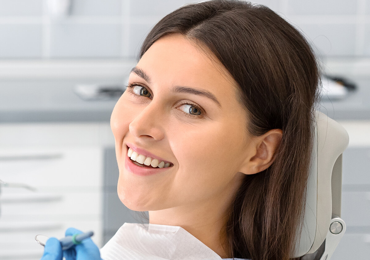 Dental Crown Specialist in Beverly Hills Area